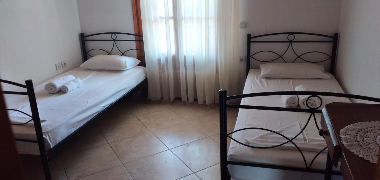 Kerveli Athina Studio Apartments מראה חיצוני תמונה