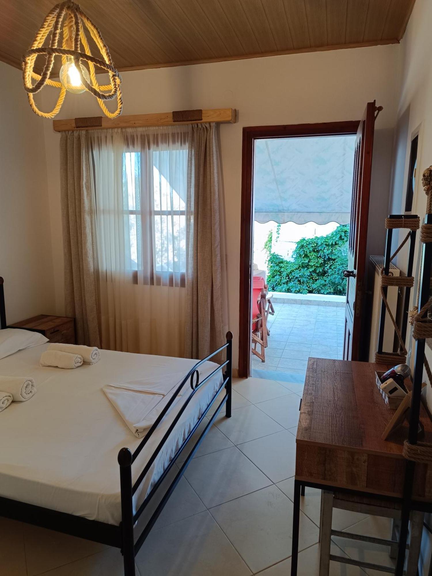 Kerveli Athina Studio Apartments מראה חיצוני תמונה