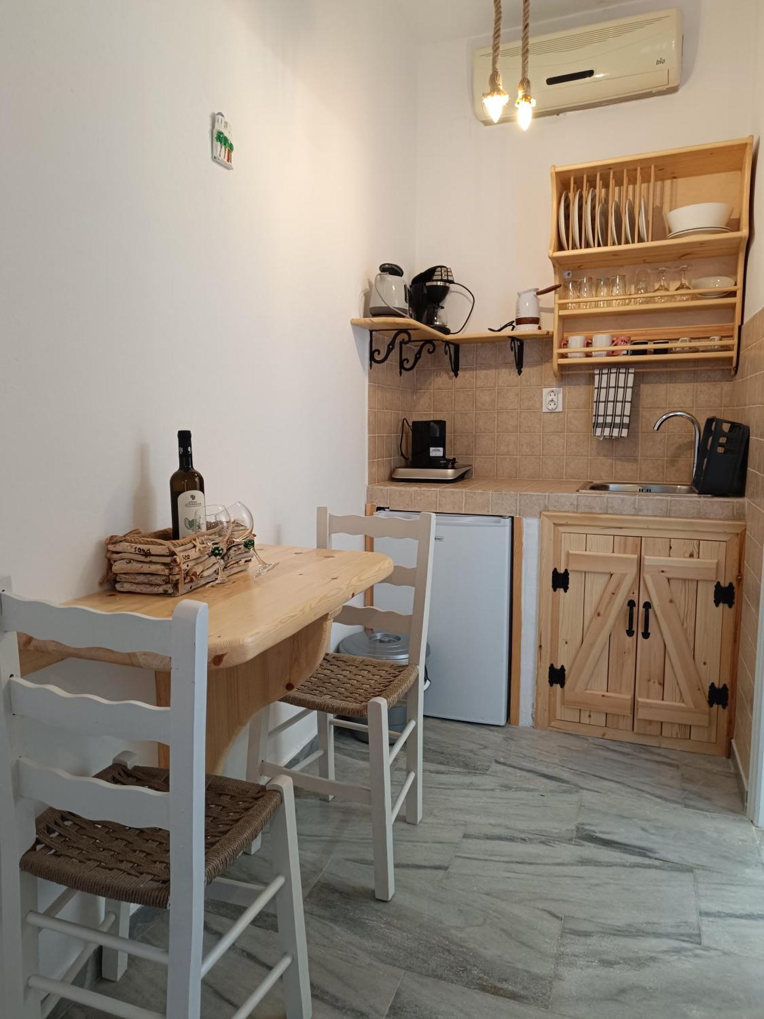 Kerveli Athina Studio Apartments מראה חיצוני תמונה
