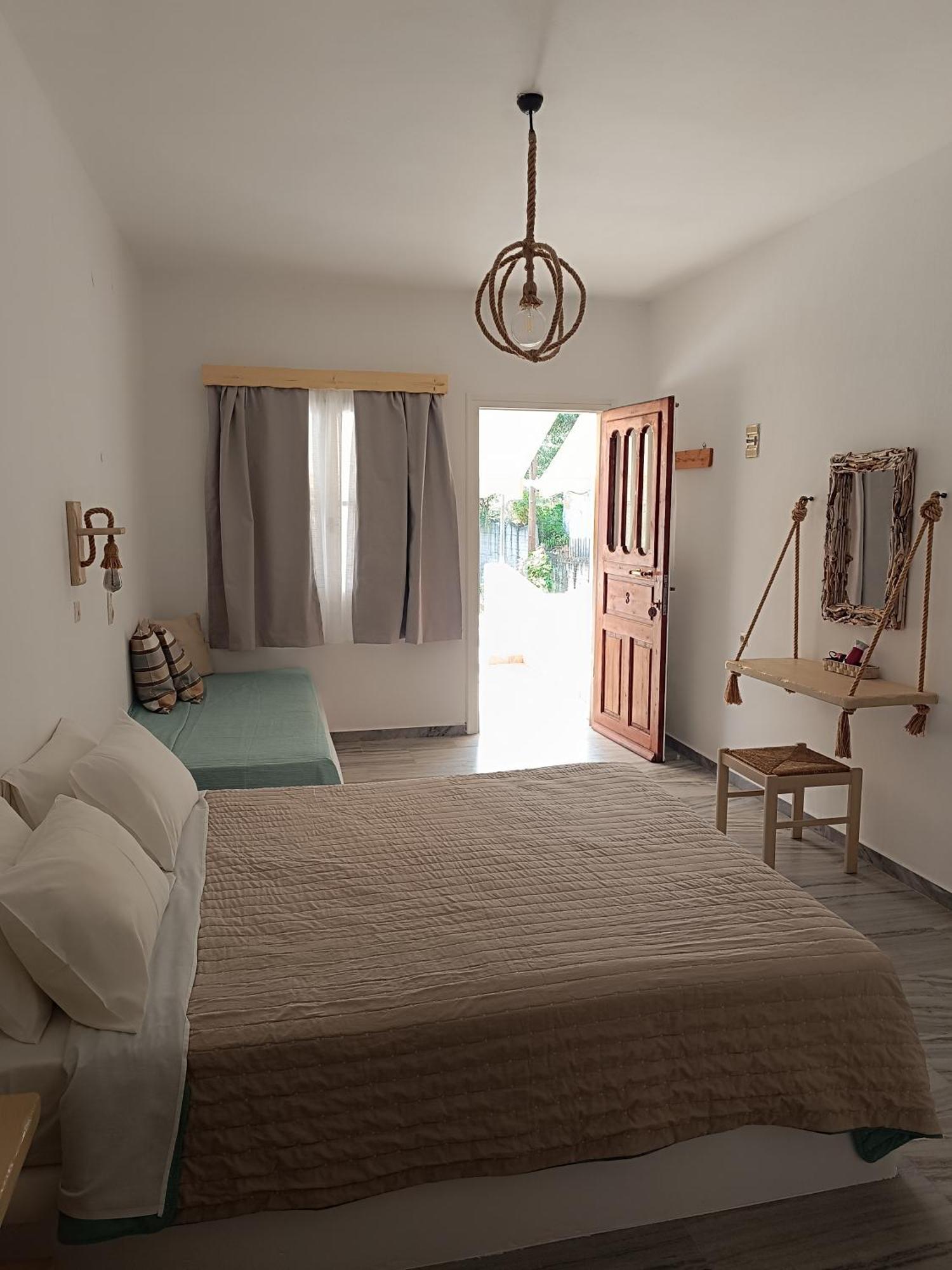Kerveli Athina Studio Apartments מראה חיצוני תמונה